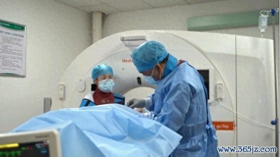 76岁肺癌晚期老人无路可走？微创粒子植入术点亮生命曙光